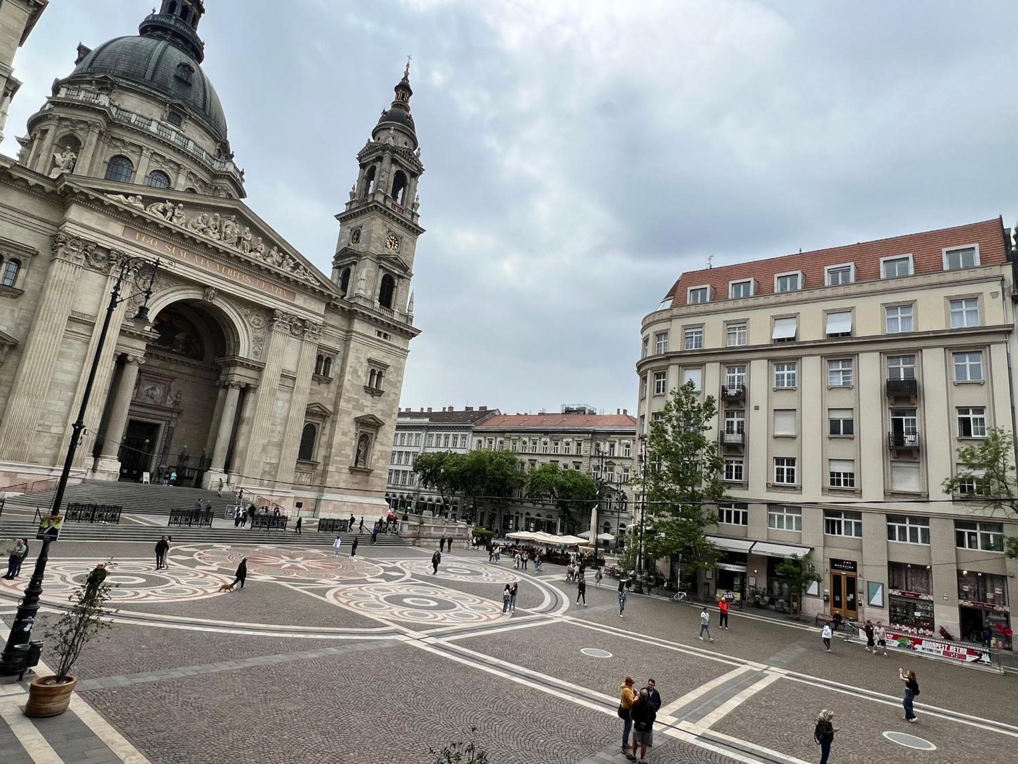 Bazilika View Apartment Budapest Luaran gambar